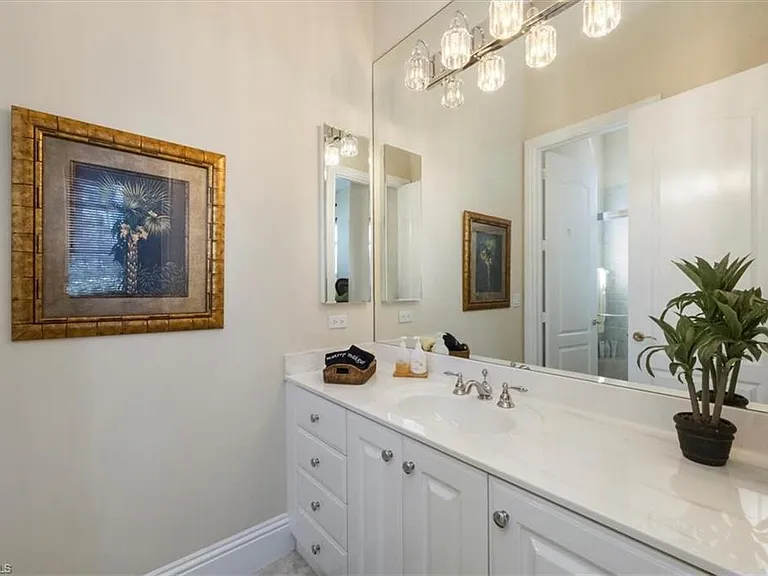 8535 Bellagio Dr — Photo 22