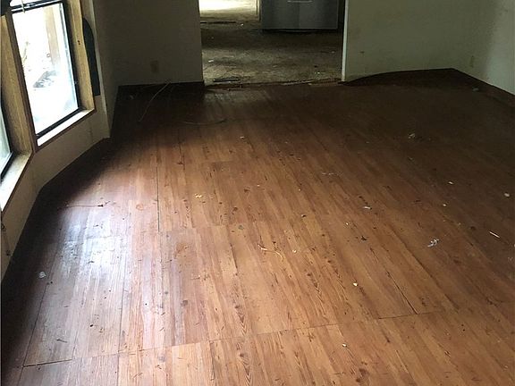 3rd image of 34503 8th Avenue Ct E