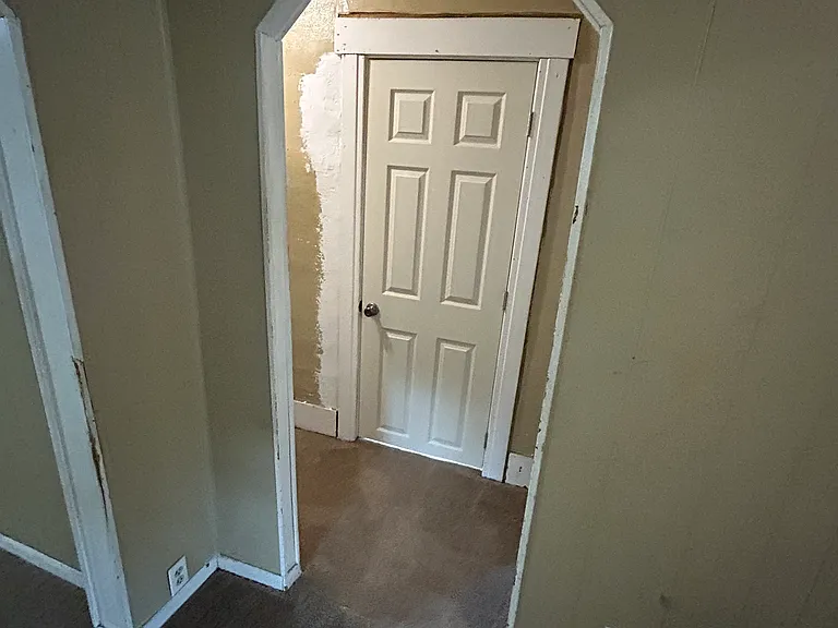 2121 Delaware Ave — Photo 3