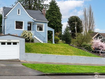 5702 32nd Avenue NW, Seattle, WA, 98107