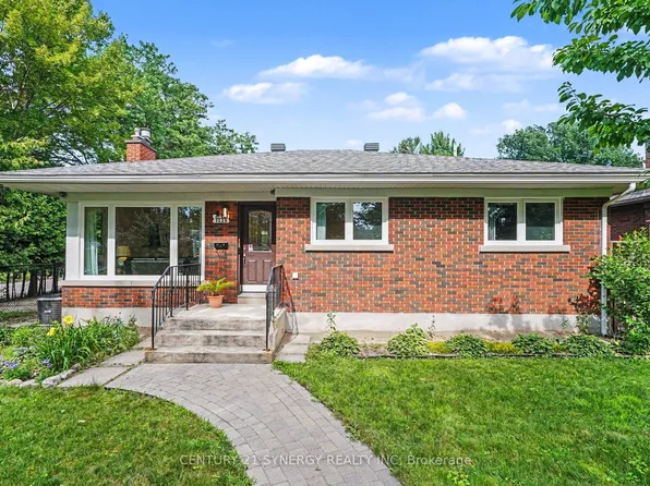 1225 Major St, Ottawa, ON K2C 2S3