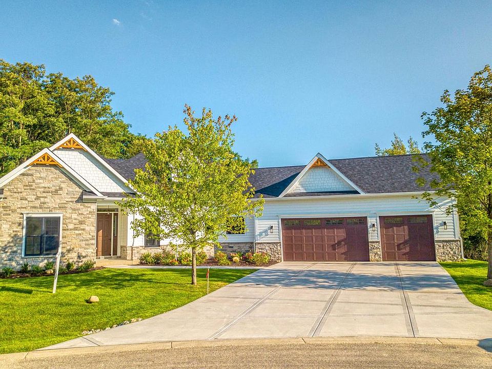 882 Red Hawk Dr Walworth, WI, 53184 Apartments for Rent Zillow