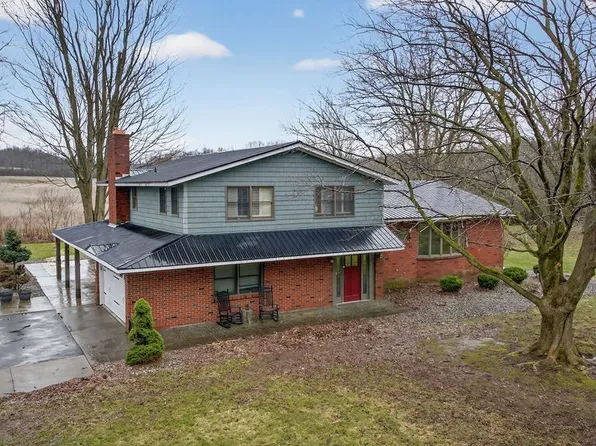 3582 Howlett Hill Rd, Camillus, NY 13031