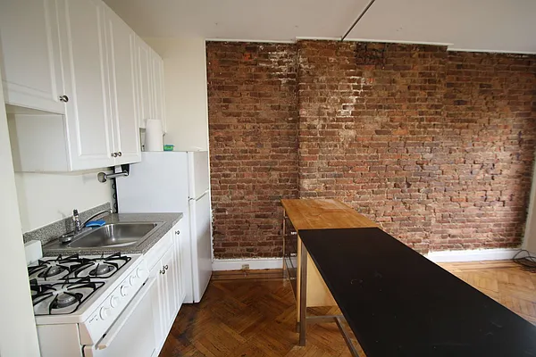 Rented by Sterling Group Developers | media 38