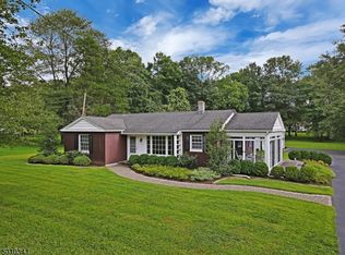 8 Lawton Rd, Bridgewater, NJ 08807