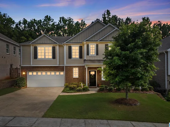 1233 Hunters Gate Dr, Birmingham, AL 35242