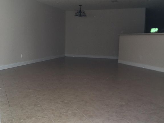 2nd image of 107 Windridge Dr