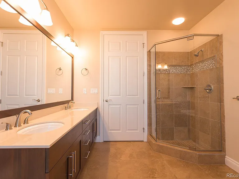 1120 Delaware St #512 — Photo 13