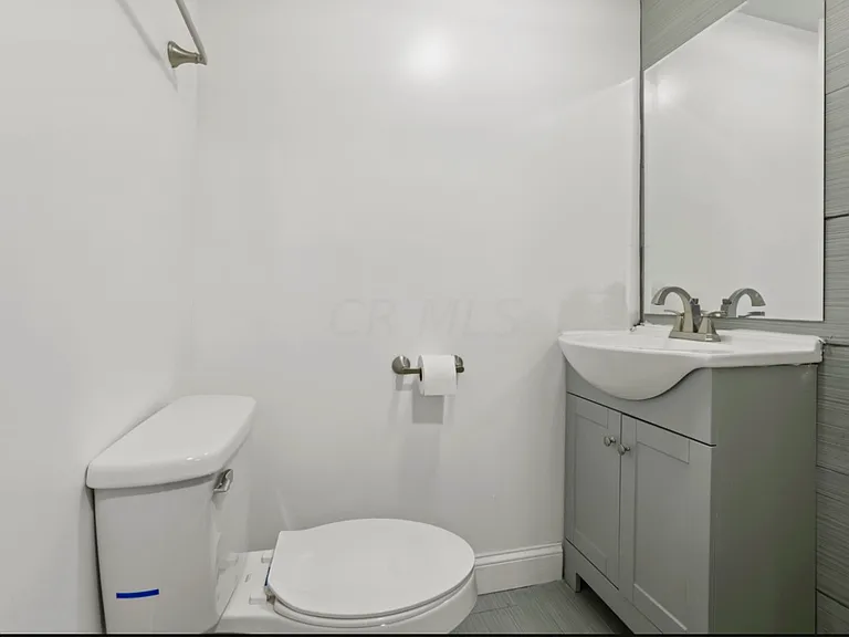 2441 Taylor Ave — Photo 6