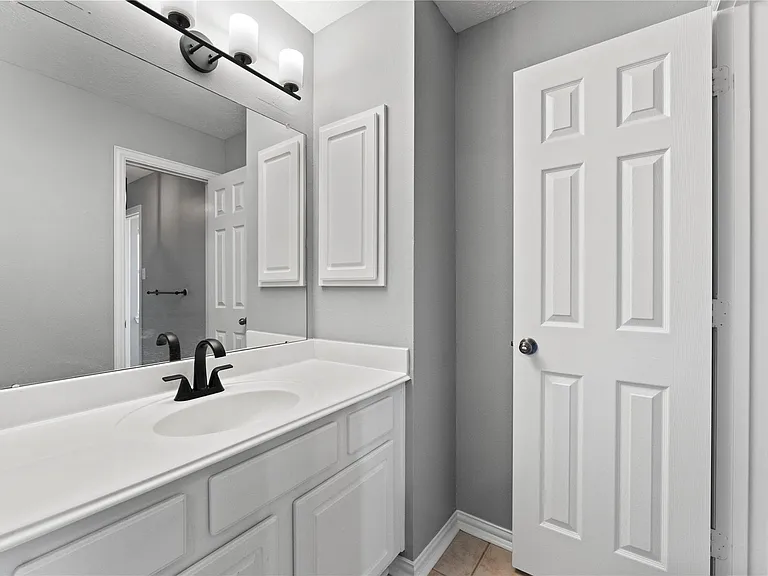 18 Degas Park Dr — Photo 30