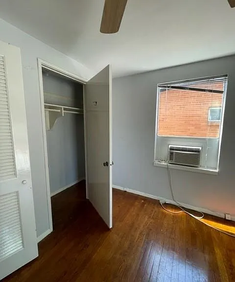 2815 Greenbriar Dr #3 — Photo 6