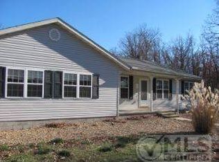 7085 Madrid Ln, Neosho, MO 64850