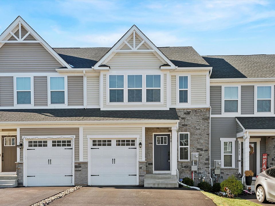 1st image of 270 Chase Dr