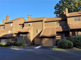 900 Mix Ave APT 35, Hamden, CT 06514