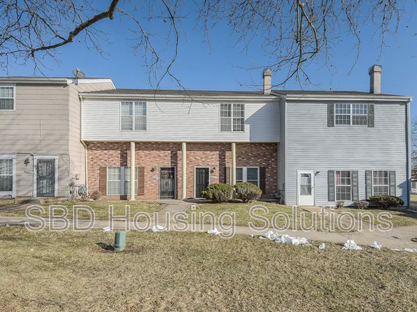 6621 E 128th St, Grandview, MO 64030