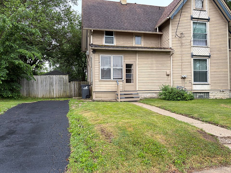 2nd image of 427 Lake St