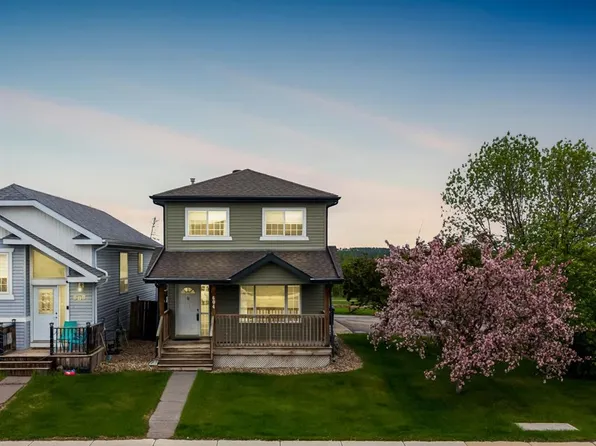 604 E Athabasca Ave, Wood Buffalo, AB T9J 1H8