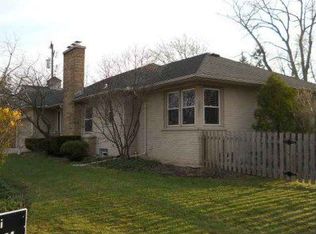 332 Chalfonte Ave, Grosse Pointe Farms, MI 48236