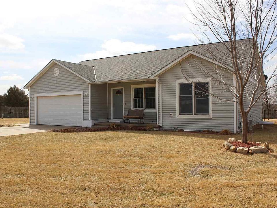 1st image of 915 N Wheatland Dr