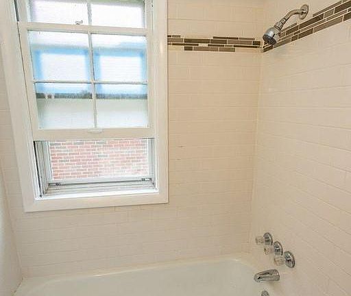 5th image of 12054 Geraldine Ave
