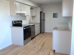 422 Woodward Rd #24, Providence, RI 02904