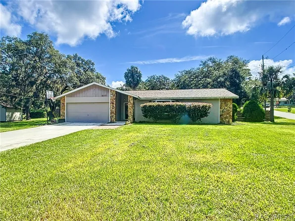 6007 W Pine Cir, Crystal River, FL 34429