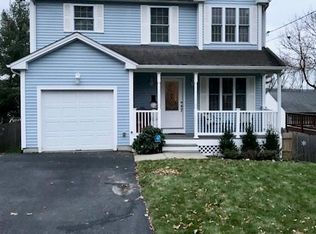 10 Arbor St, Cumberland, RI 02864