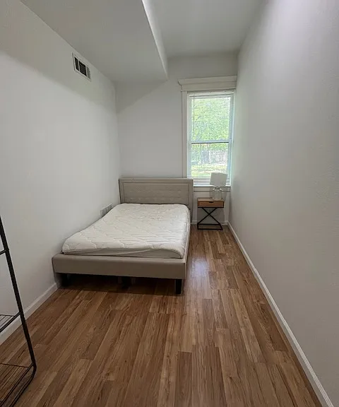 2117 Greta Ln #3 — Photo 1