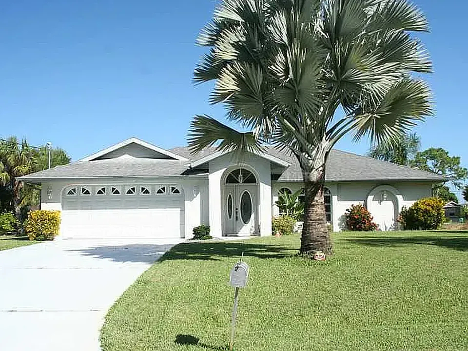2583 Oberon Rd
