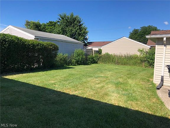 4th image of 5308 W 151st St