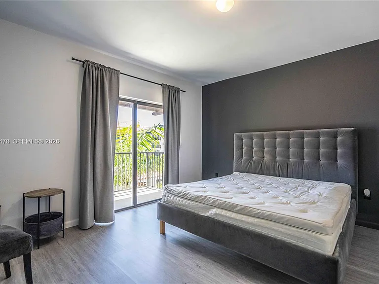 300 Majorca Ave #Penthouse 404 — Photo 11