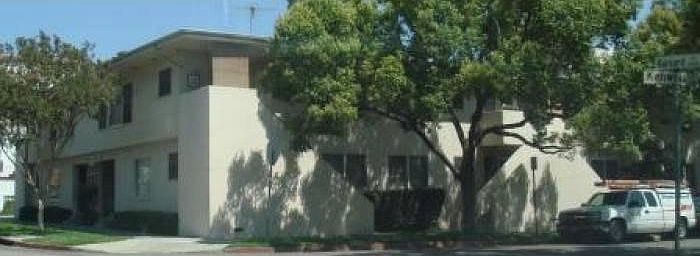 404 East Harvard