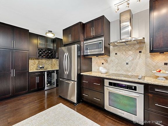 5th image of 1550 N Lake Shore Dr APT 3G