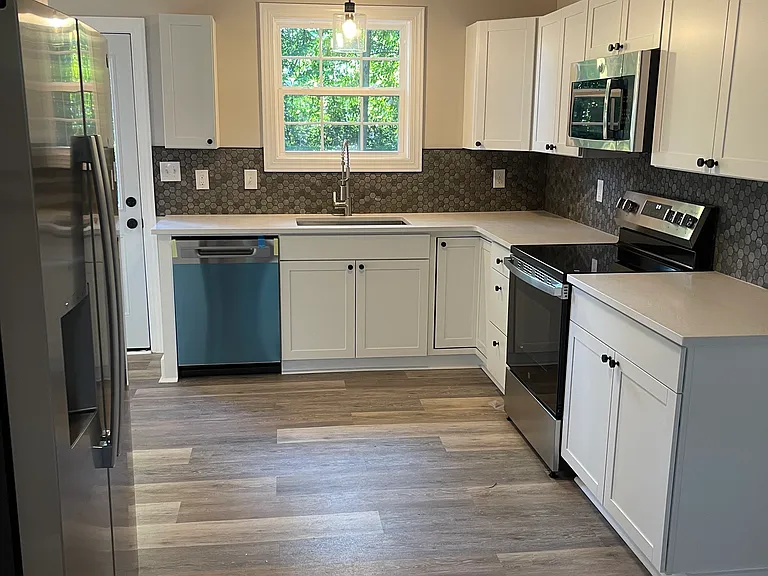 608 Bonham Ct — Photo 8
