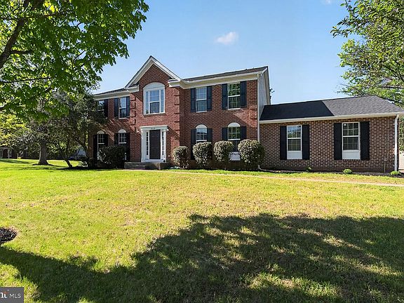 2nd image of 2339 Colts Brook Dr