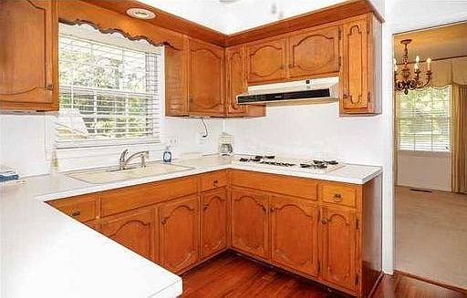 4th image of 3209 Colesbury Dr
