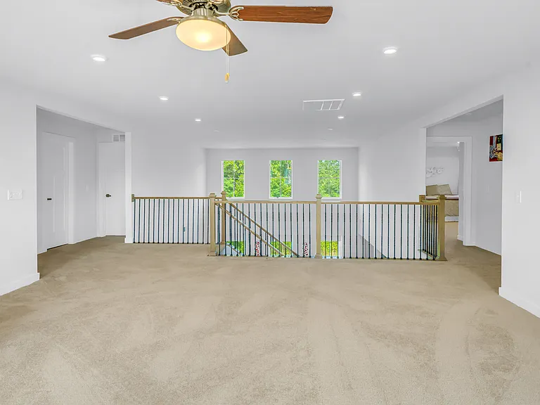 2107 Bluet Dr — Photo 19