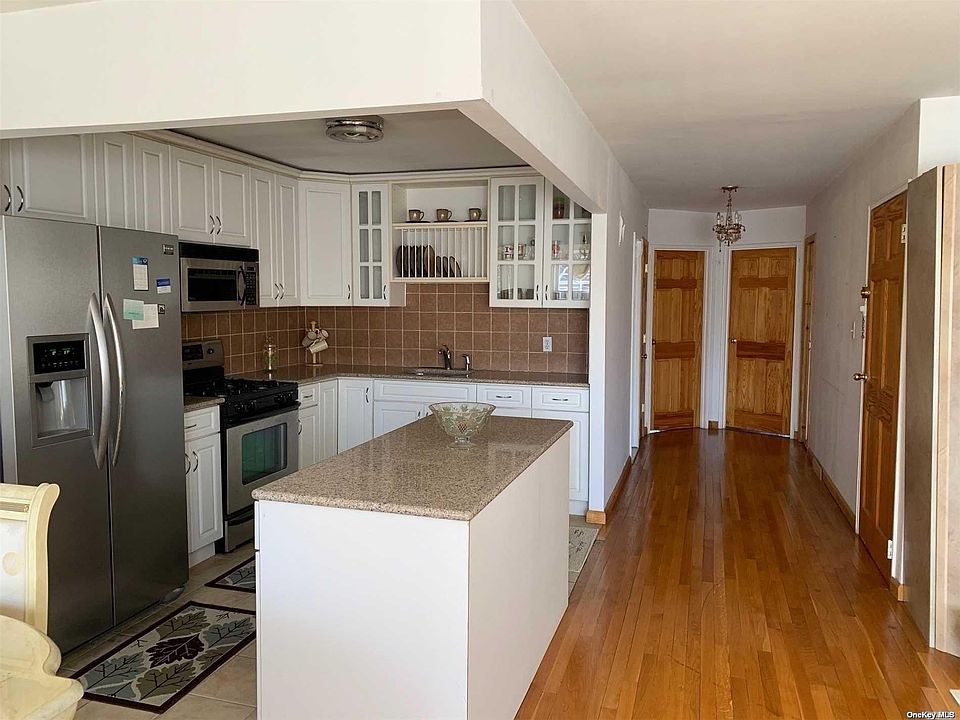 1st image of 132-63 Avery Ave #2