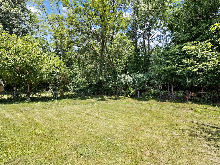 11413 Deham Dr — Photo 27