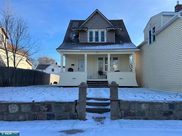 206 Central Ave S, Chisholm, MN 55719