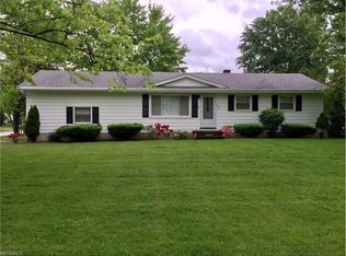 3581 Johnson Farm Dr, Canfield, OH