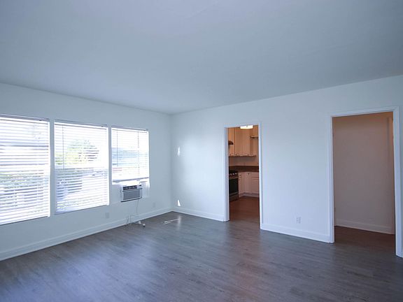 3rd image of 3148 Abella St