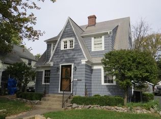 104 N Madison Rd, London, OH 43140