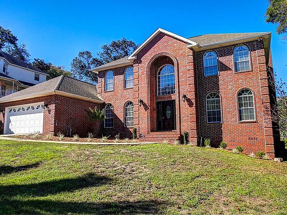 2nd image of 4510 Baywalk Cir