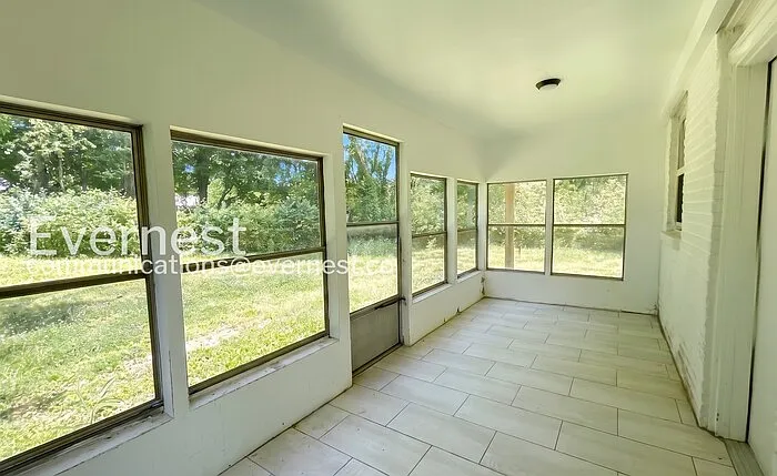 3250 Cloverwood Dr — Photo 18