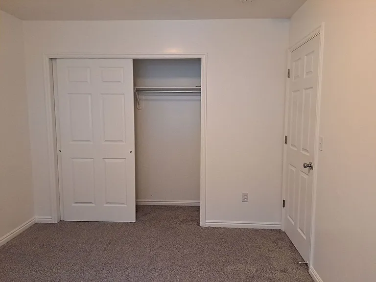 1144 S 1420 E — Photo 20