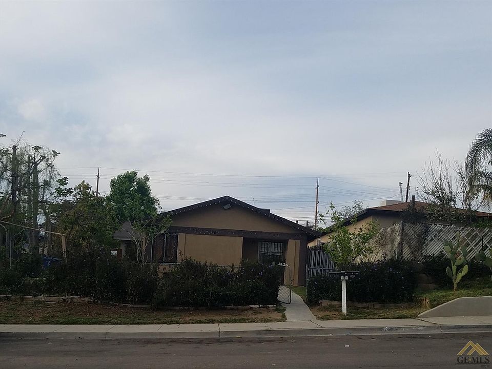 2nd image of 328 Crawford St