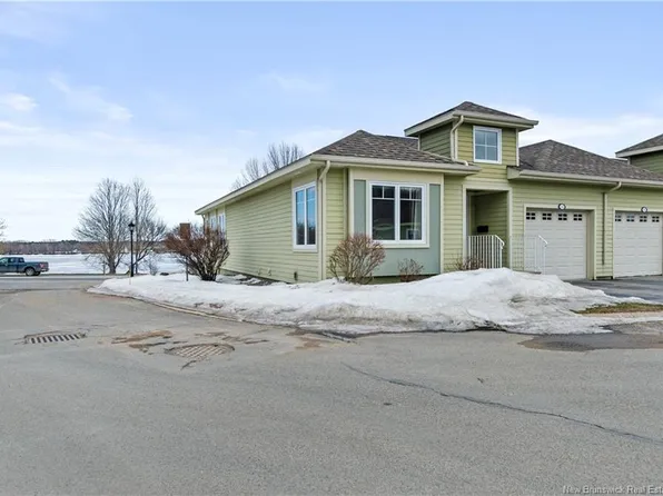 166 Arbour Brook Ln, Fredericton, NB E3B 0C4