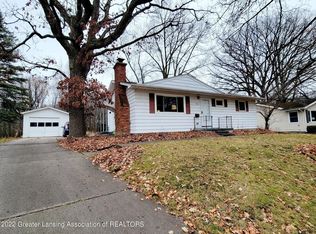 1605 S Holly Way, Lansing, MI 48910
