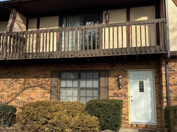 904 Maces Grove Rd, O'Fallon, IL 62269